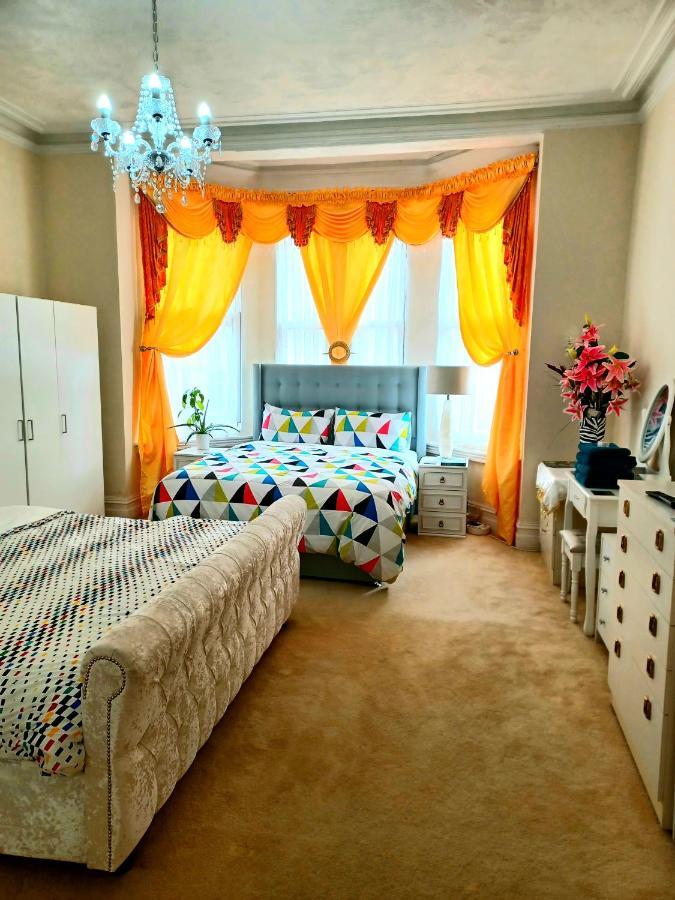 Gabriel Guesthouse 拉尔 外观 照片